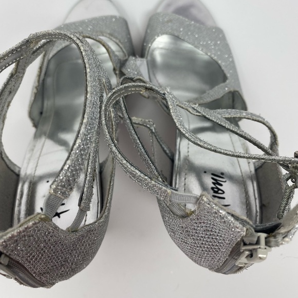 Metallic Silver Strappy Stilletos - Size 9 - Picture 4 of 8